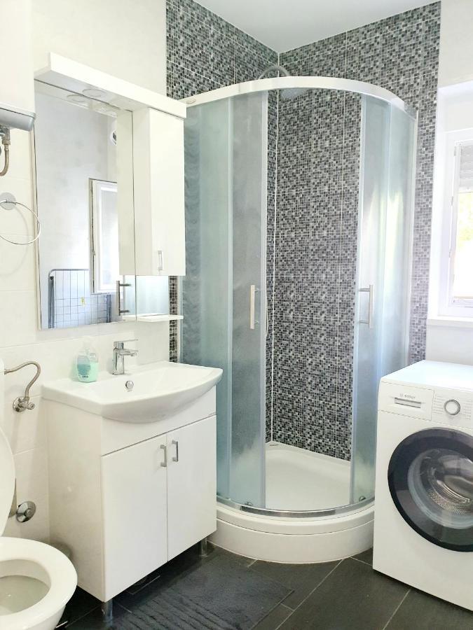 Katic Apartments Спліт Екстер'єр фото