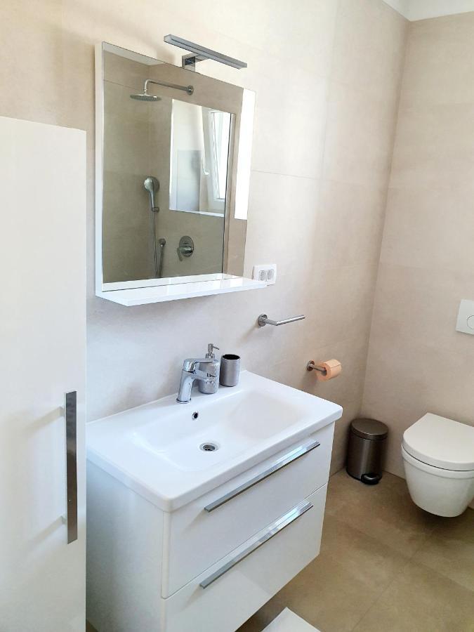 Katic Apartments Спліт Екстер'єр фото
